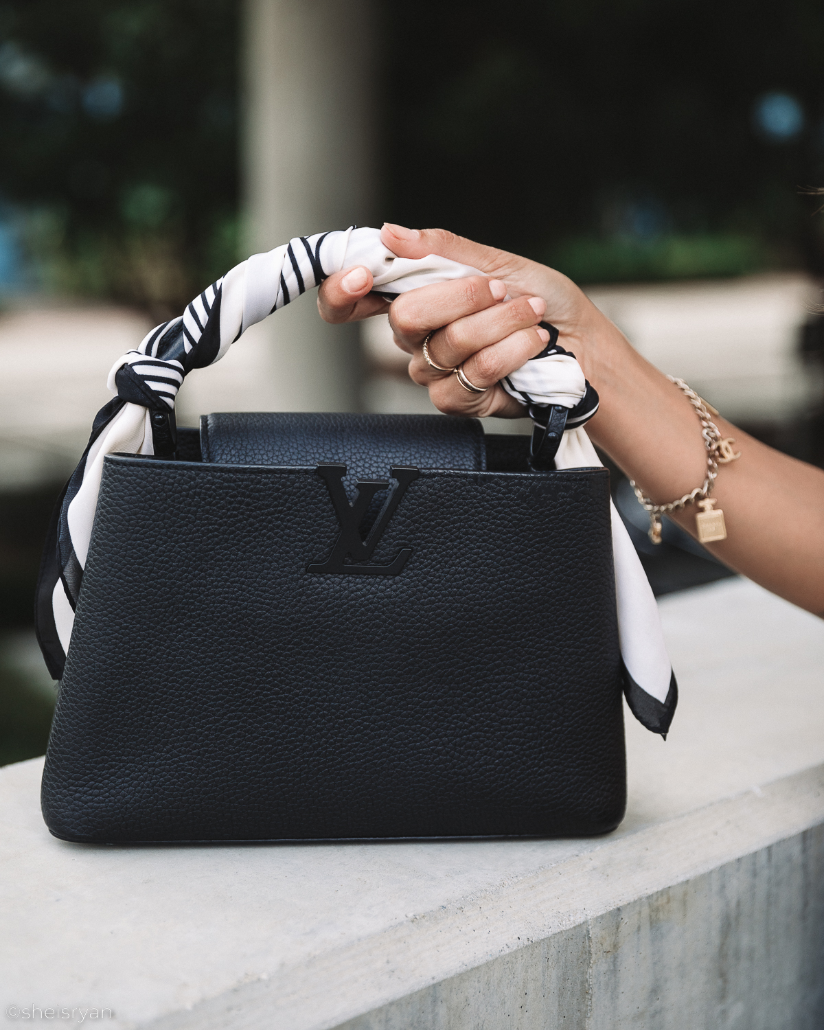 The small luxuries in the accessories world worth to invest in
